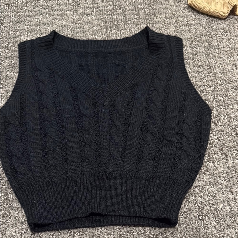 Black Cable Knit Sleeveless Top